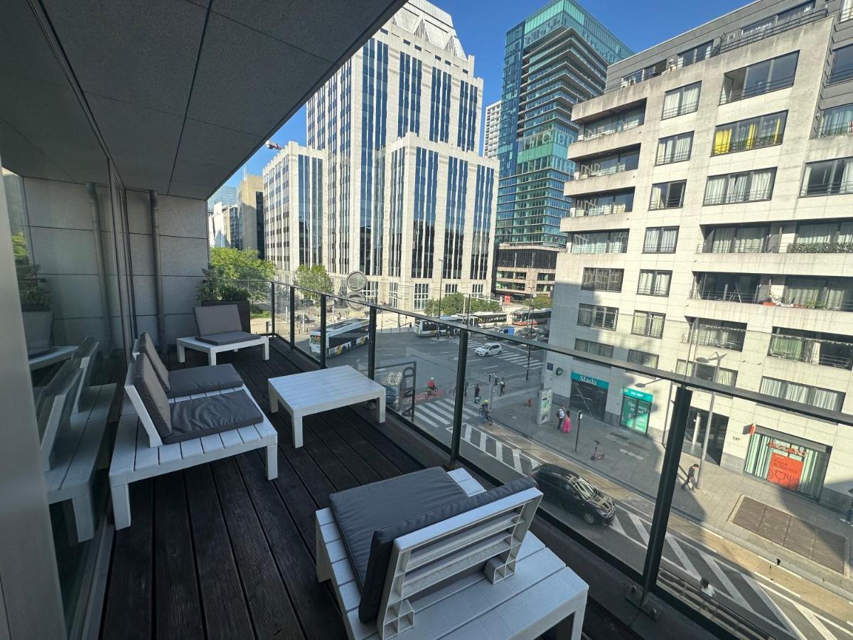 3 Bedroom Apartment In City Center With Balcony View Brüksel Dış mekan fotoğraf