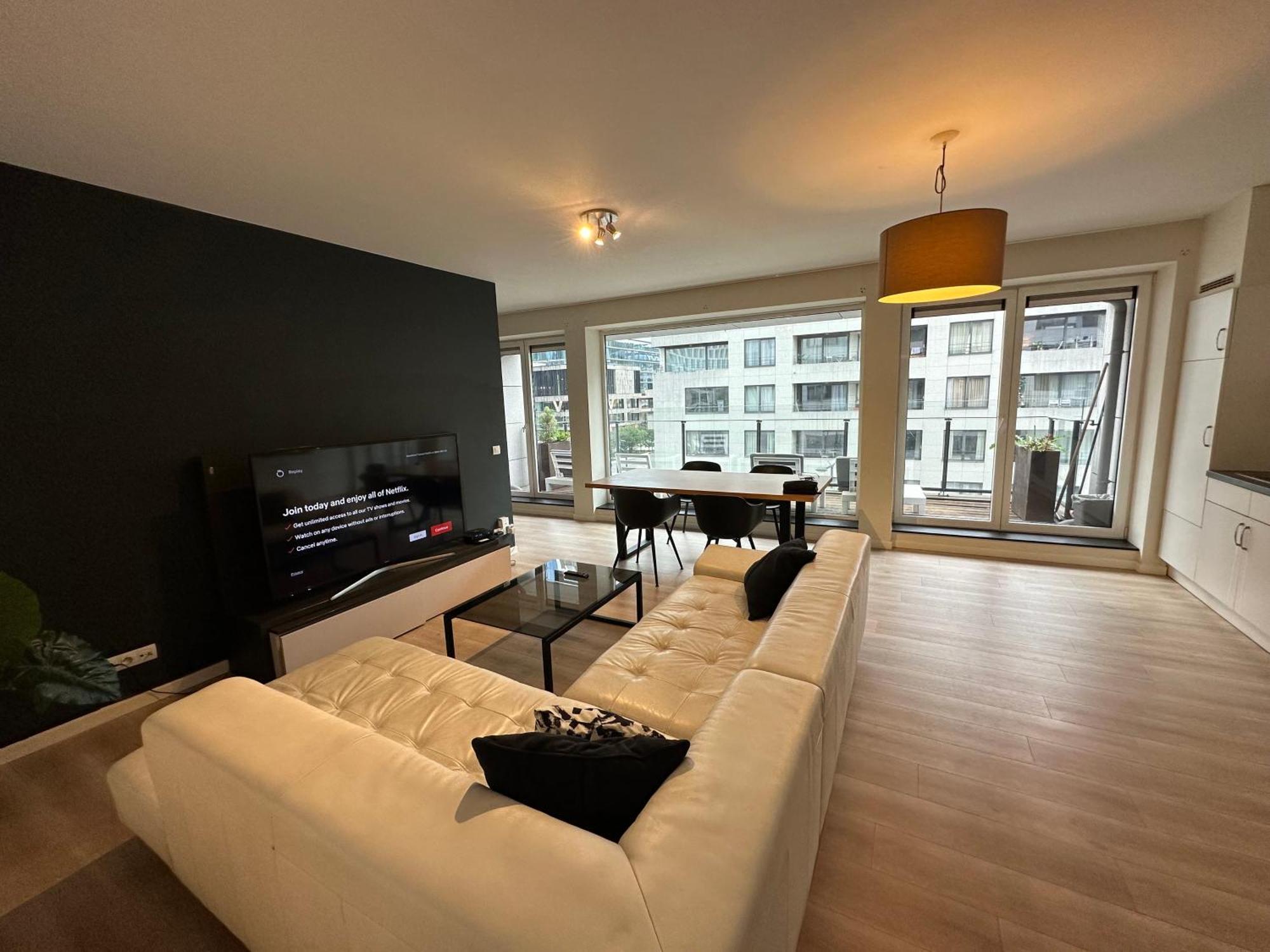 3 Bedroom Apartment In City Center With Balcony View Brüksel Dış mekan fotoğraf